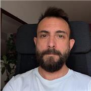 Dottore di ricerca in Studi italianistici impartisce lezioni di italiano (latino, storia, geografia)
